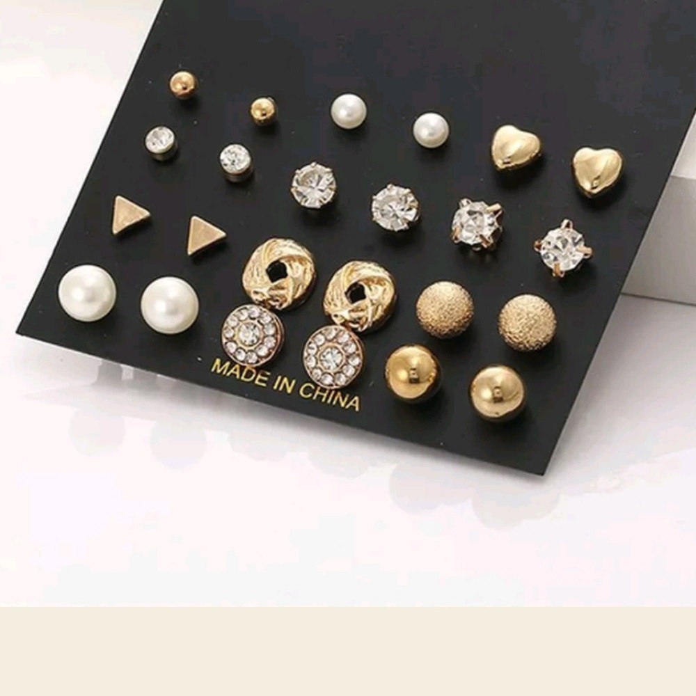 💥Last 1💥 12 Pairs Ear Stud Earrings
